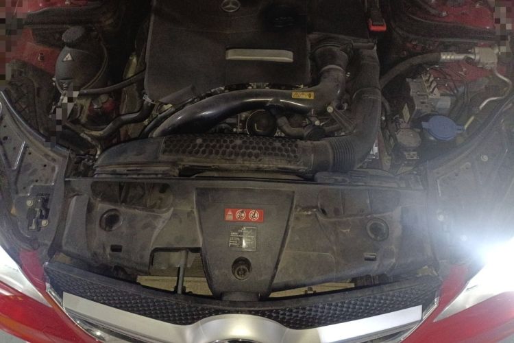 Used Mercedes-Benz E-Class 2014 E 200 Coupe Engine Bay