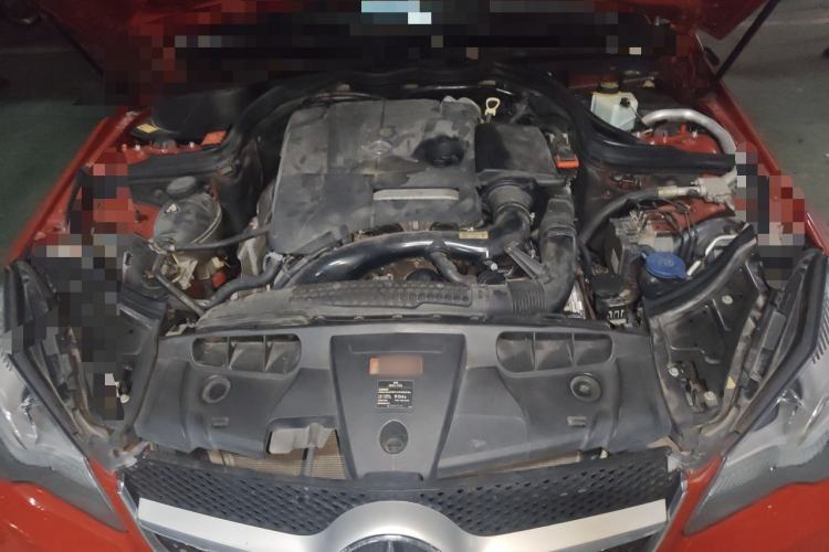 Used Mercedes-Benz E-Class 2014 E 200 Coupe Engine Bay