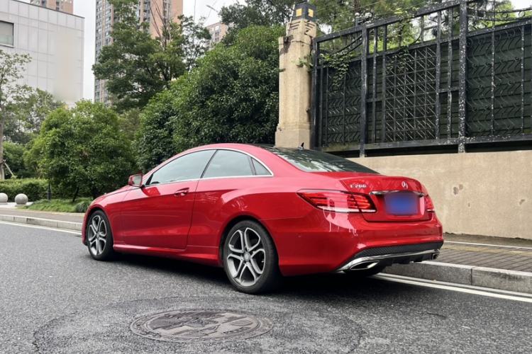 Used Mercedes-Benz E-Class 2014 E 200 Coupe Exterior 3