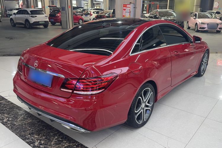 Used Mercedes-Benz E-Class 2014 E 200 Coupe Exterior 3