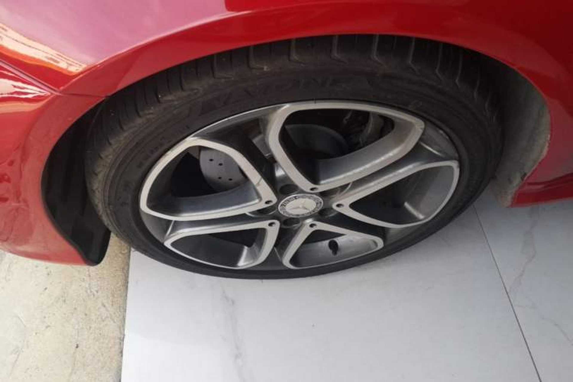 Used Mercedes-Benz E-Class 2014 E 200 Coupe Exterior 4