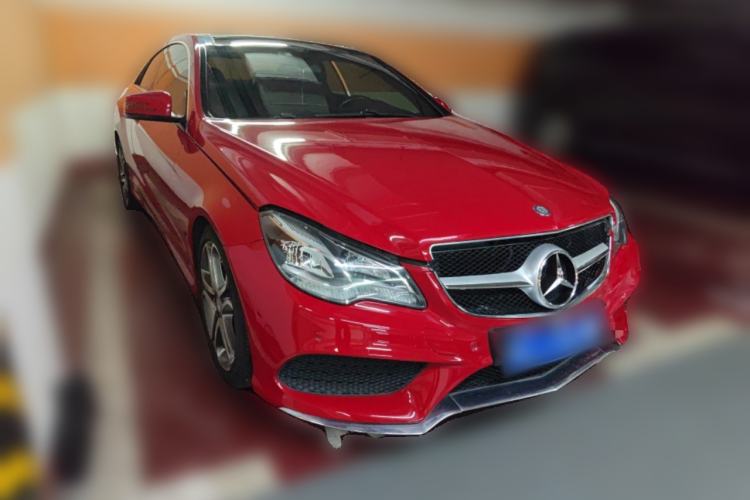 Used Mercedes-Benz E-Class 2014 E 200 Coupe Front Right 45 Deg