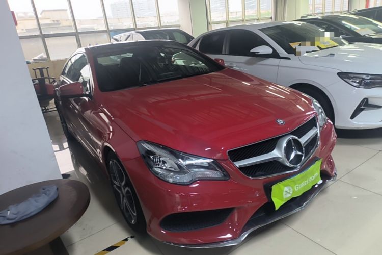 Used Mercedes-Benz E-Class 2014 E 200 Coupe Front Right 45 Deg