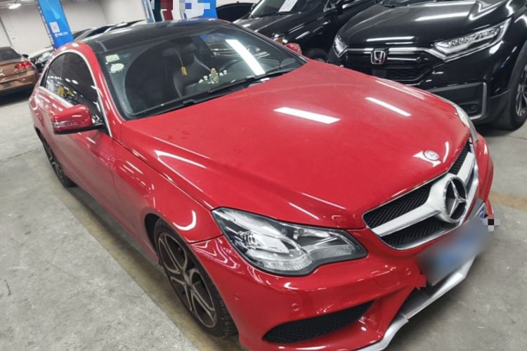 Used Mercedes-Benz E-Class 2014 E 200 Coupe Front Right 45 Deg