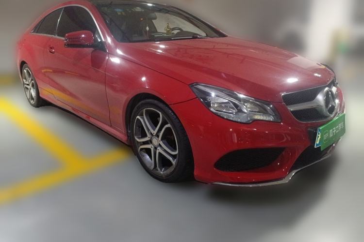 Used Mercedes-Benz E-Class 2014 E 200 Coupe Front Right 45 Deg