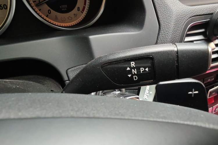 Used Mercedes-Benz E-Class 2014 E 200 Coupe Gear Lever