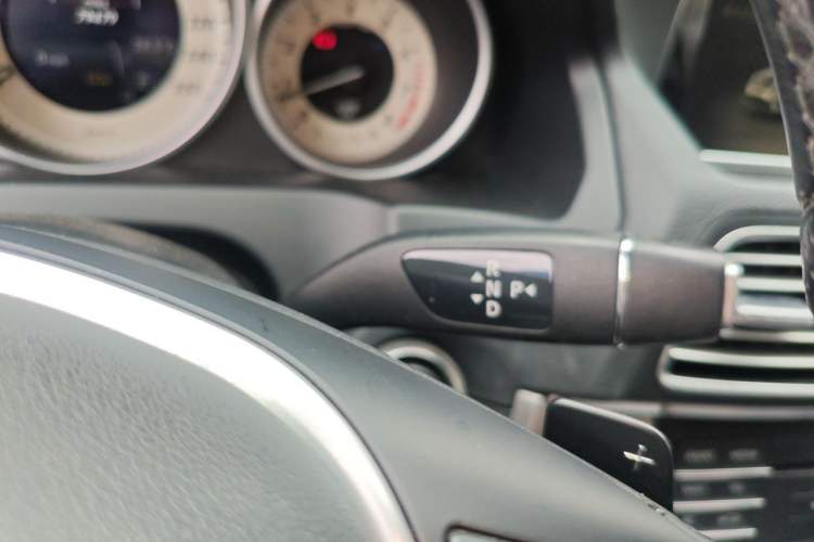 Used Mercedes-Benz E-Class 2014 E 260 Coupe Gear Lever