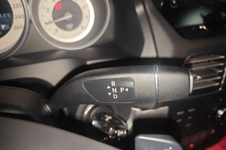 Used Mercedes-Benz E-Class 2014 E 260 Coupe Gear Lever