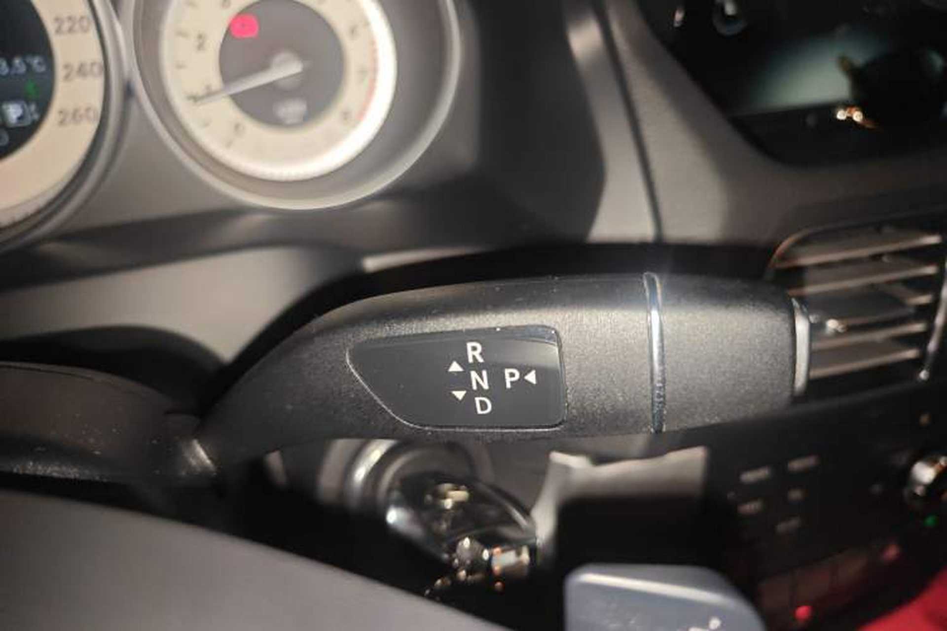 Used Mercedes-Benz E-Class 2014 E 260 Coupe Gear Lever