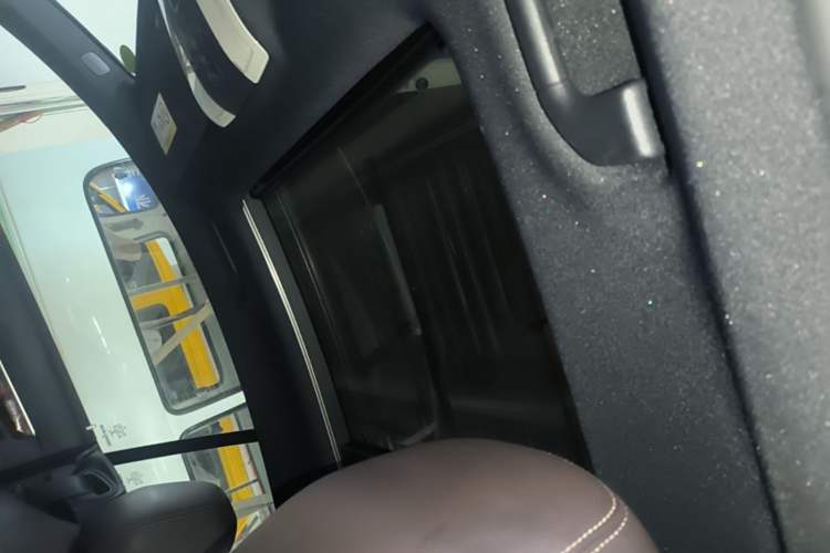 Used Mercedes-Benz E-Class 2014 E 200 Coupe Headliner