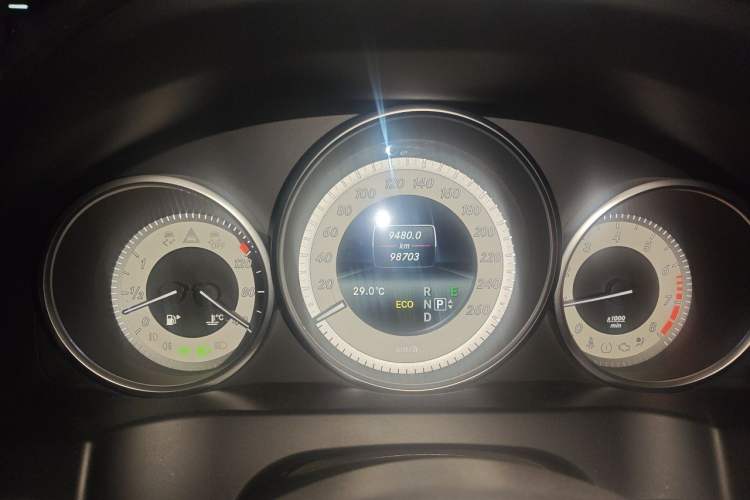Used Mercedes-Benz E-Class 2014 E 200 Coupe Instrument Cluster