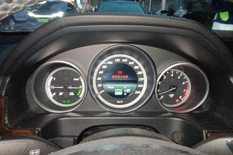 Used Mercedes-Benz E-Class 2014 E 400 L Hybrid Instrument Cluster