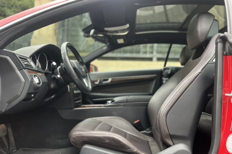 Used Mercedes-Benz E-Class 2014 E 200 Coupe Interior 2