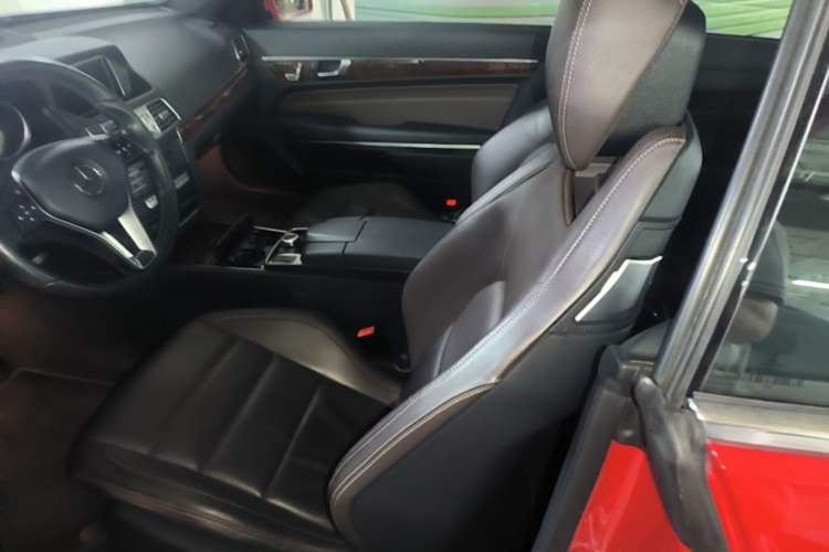 Used Mercedes-Benz E-Class 2014 E 200 Coupe Left Front Seat