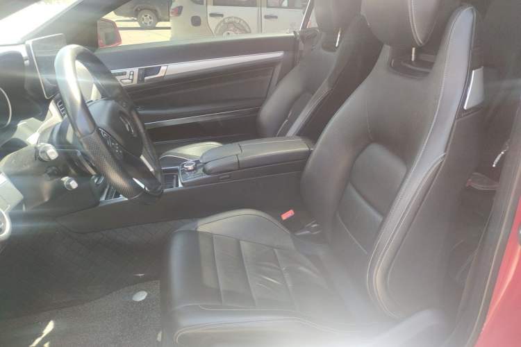 Used Mercedes-Benz E-Class 2014 E 200 Coupe Left Front Seat