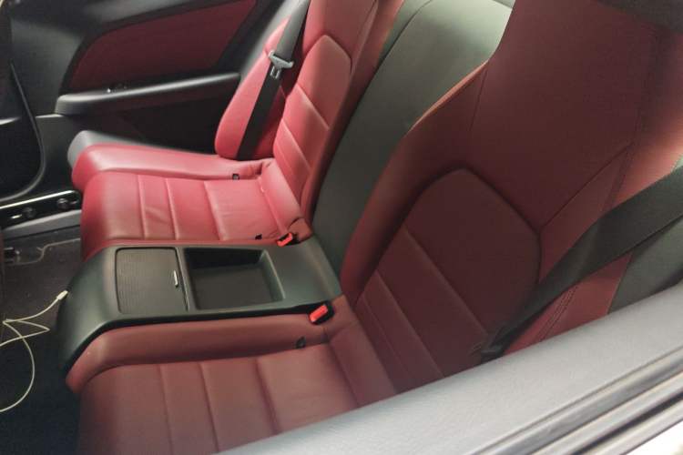 Used Mercedes-Benz E-Class 2014 E 200 Coupe Left Rear Seat