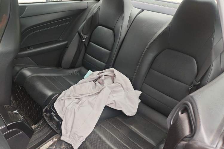 Used Mercedes-Benz E-Class 2014 E 260 Coupe Left Rear Seat