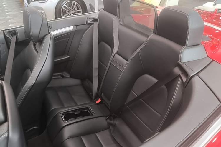 Used Mercedes-Benz E-Class 2014 E 260 Convertible Coupe Left Rear Seat