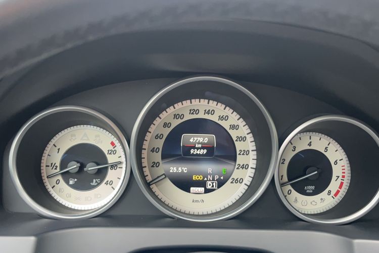 Used Mercedes-Benz E-Class 2014 E 200 Coupe Odometer Close Up