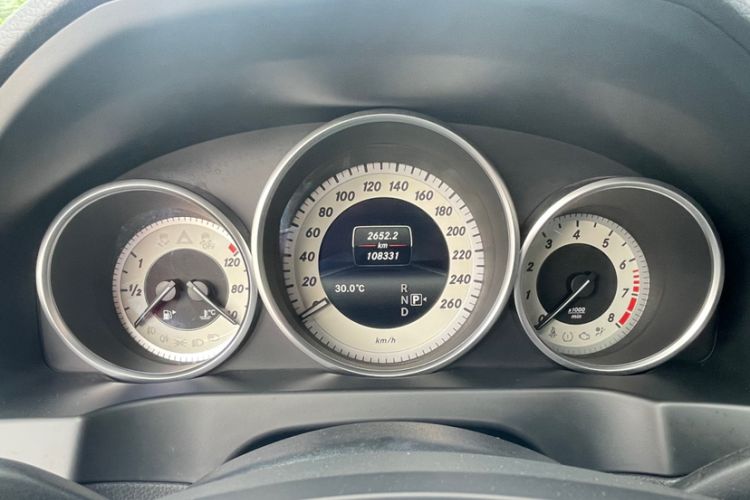 Used Mercedes-Benz E-Class 2014 E 200 Coupe Odometer Close Up