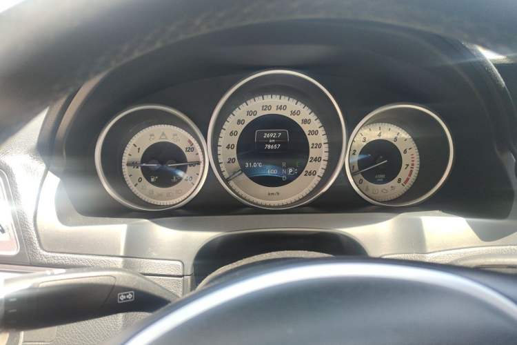 Used Mercedes-Benz E-Class 2014 E 200 Coupe Odometer Close Up