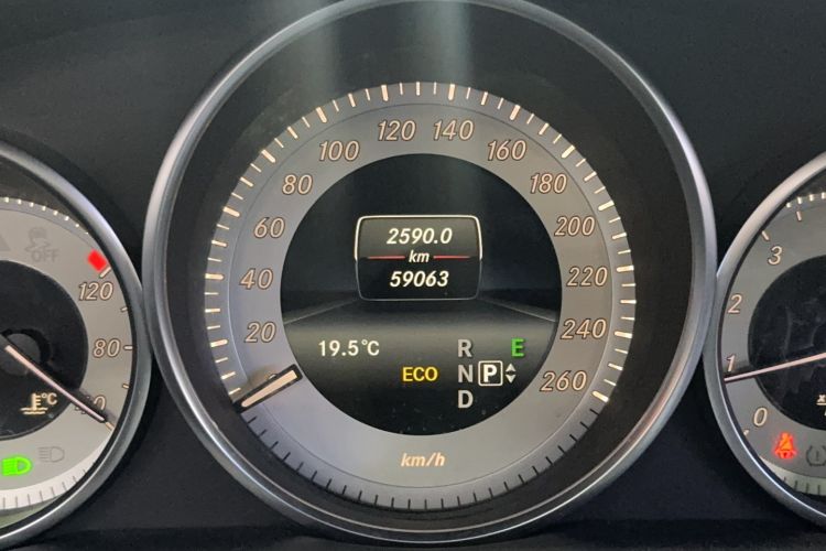 Used Mercedes-Benz E-Class 2014 E 200 Coupe Odometer Close Up