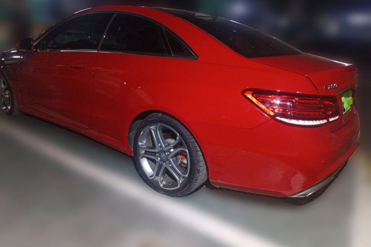 Used Mercedes-Benz E-Class 2014 E 260 Coupe Rear Left 45 Deg