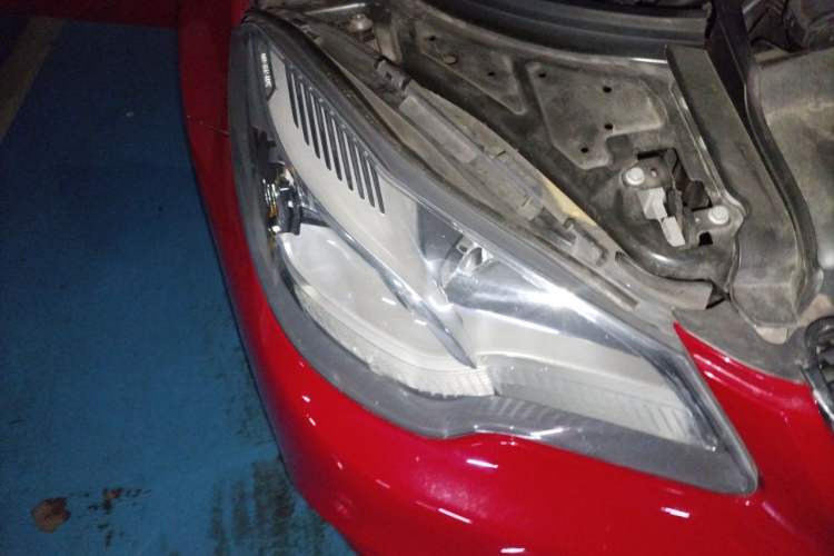 Used Mercedes-Benz E-Class 2014 E 200 Coupe Right Front Headlight