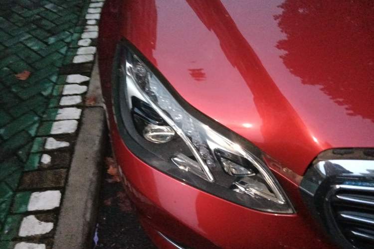 Used Mercedes-Benz E-Class 2014 E 400 L Hybrid Right Front Headlight