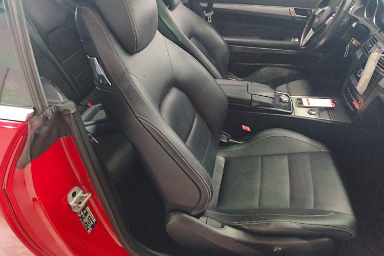 Used Mercedes-Benz E-Class 2014 E 200 Coupe Right Front Seat