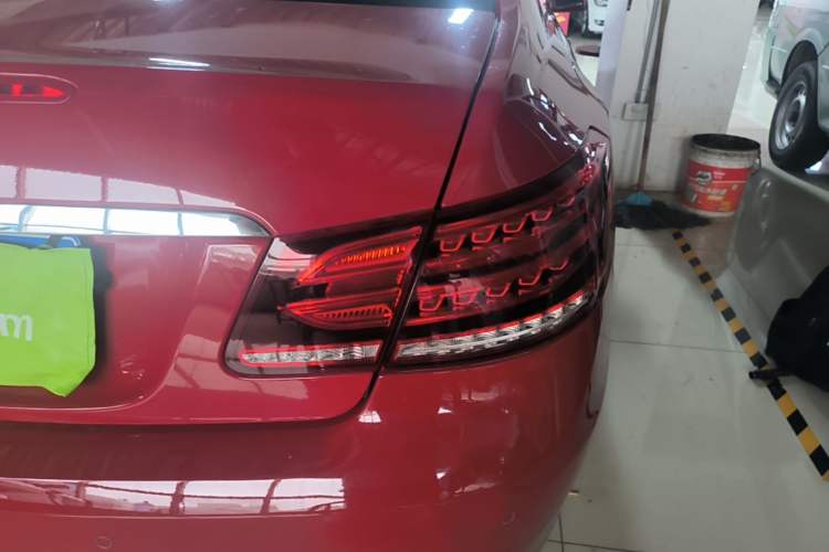 Used Mercedes-Benz E-Class 2014 E 200 Coupe Right Rear Taillight