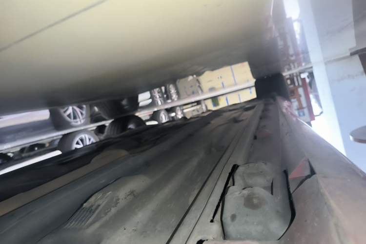 Used Mercedes-Benz E-Class 2014 E 200 Coupe Right Side Sill