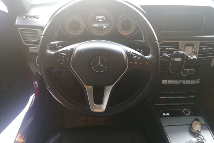 Used Mercedes-Benz E-Class 2014 E 200 Coupe Steering Wheel