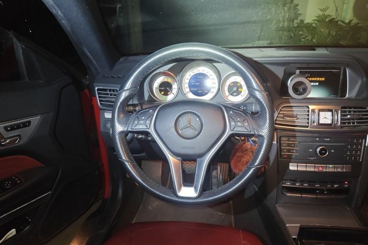 Used Mercedes-Benz E-Class 2014 E 260 Coupe Steering Wheel