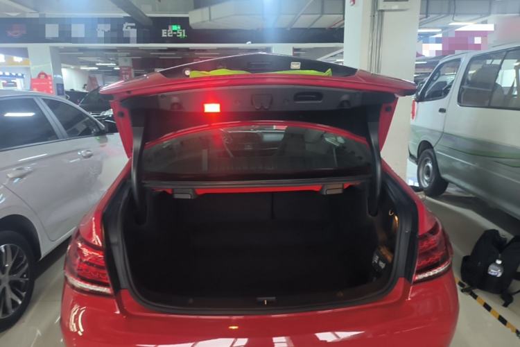 Used Mercedes-Benz E-Class 2014 E 200 Coupe Trunk