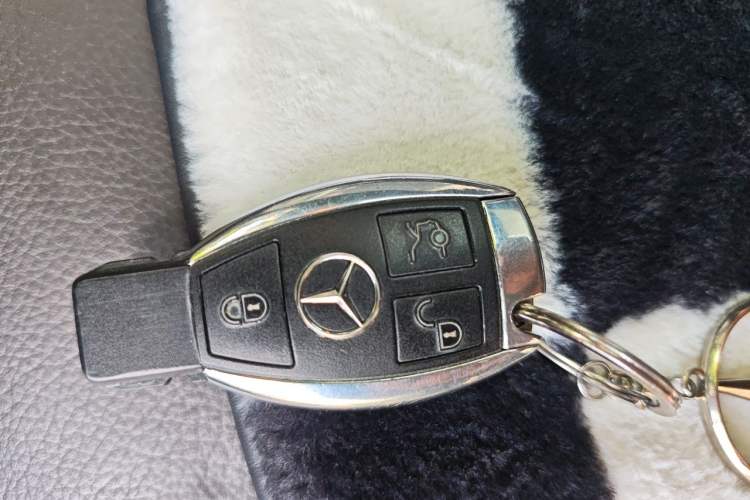 Used Mercedes-Benz E-Class 2014 E 200 Coupe Vehicle Key