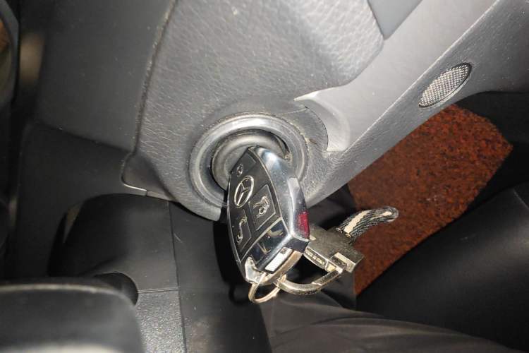 Used Mercedes-Benz E-Class 2014 E 260 Coupe Vehicle Key