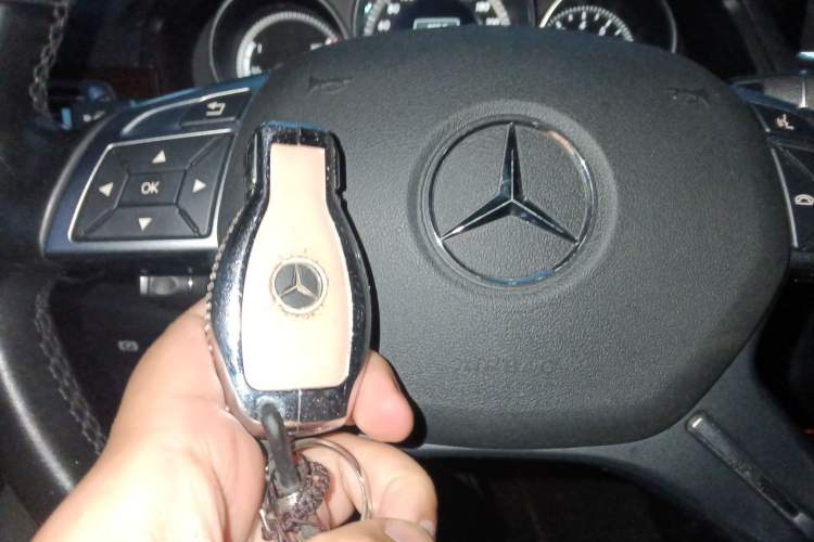 Used Mercedes-Benz E-Class 2014 E 400 L Hybrid Vehicle Key