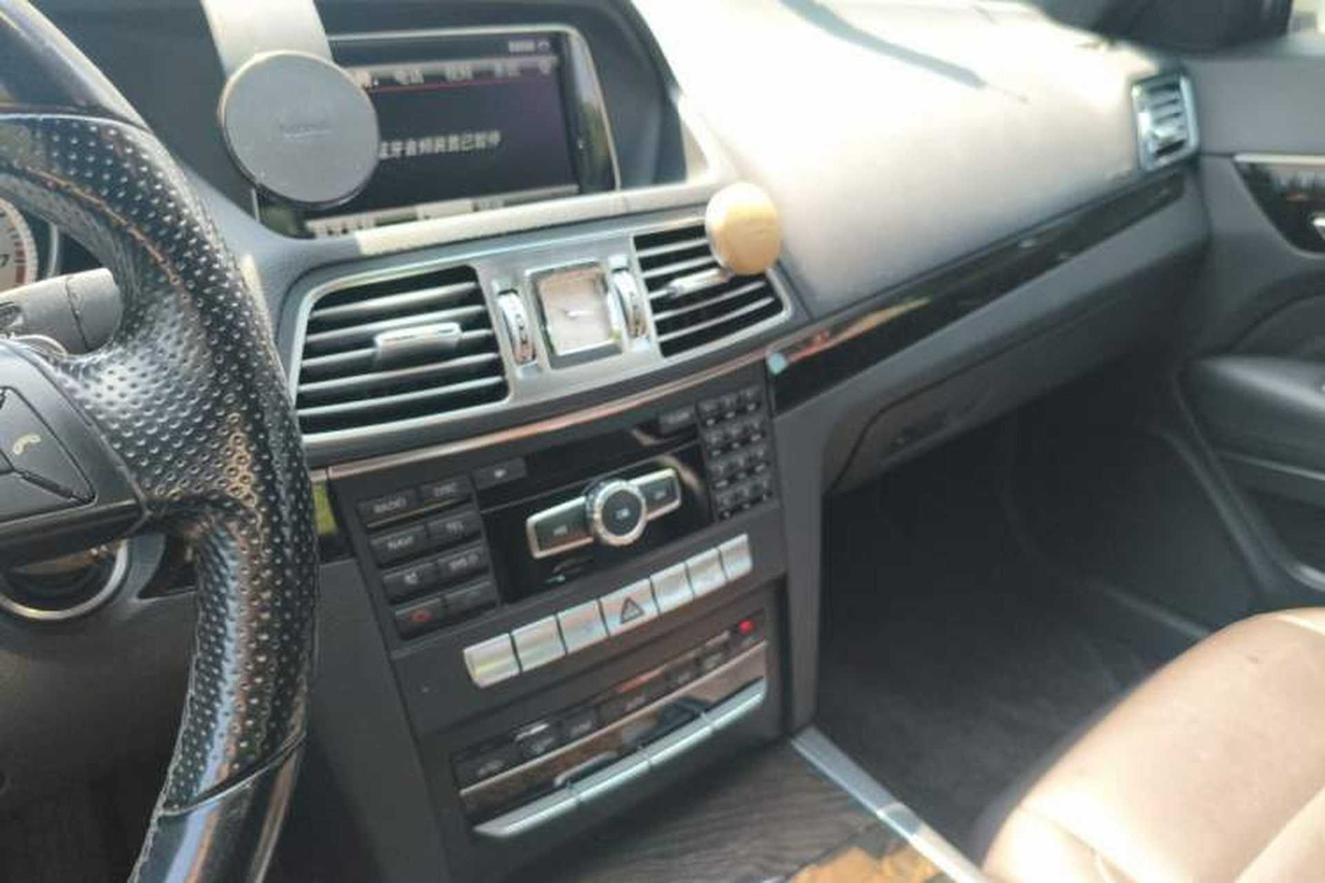 Used Mercedes-Benz E-Class 2014 E 260 Coupe Audio And AC Panel