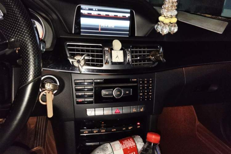 Used Mercedes-Benz E-Class 2014 E 300 L Sport Edition Audio And AC Panel