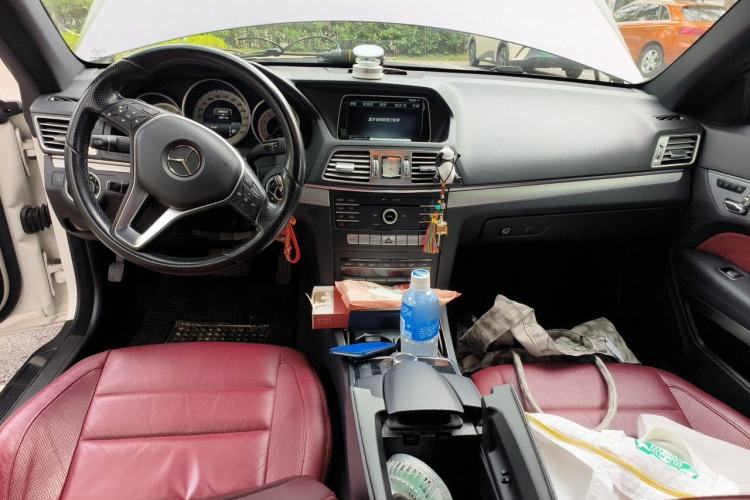 Used Mercedes-Benz E-Class 2014 E 260 Coupe Center Console
