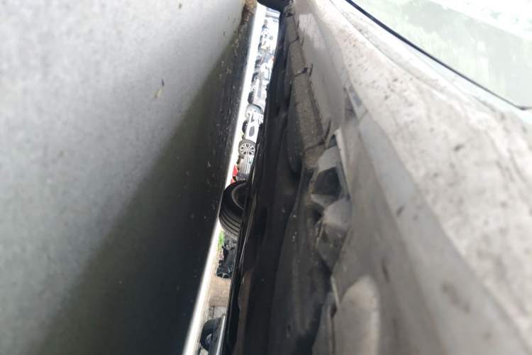 Used Mercedes-Benz E-Class 2014 Restyled E 260 L Sport Edition Chassis Front Right
