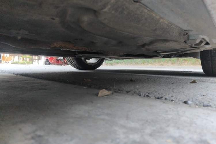 Used Mercedes-Benz E-Class 2014 Restyled E 260 L Sport Edition Chassis Front Right