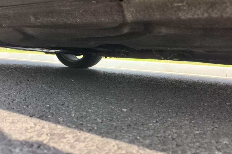 Used Mercedes-Benz E-Class 2014 Restyled E 260 L Sport Edition Chassis Front Right