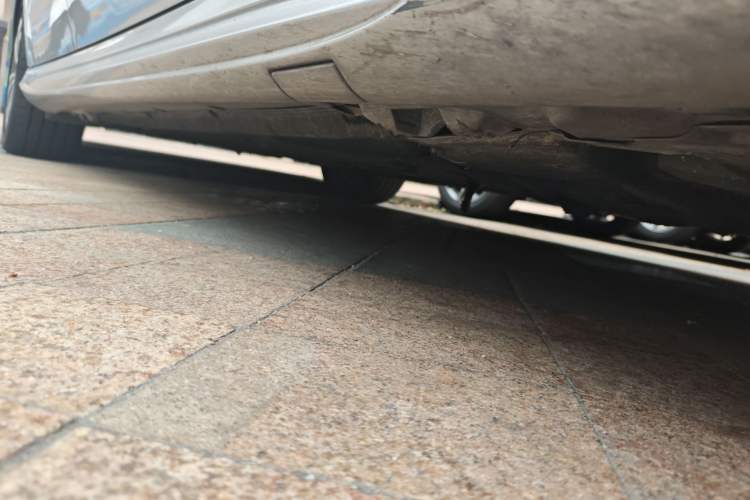 Used Mercedes-Benz E-Class 2014 Restyled E 260 L Sport Edition Chassis Front Right