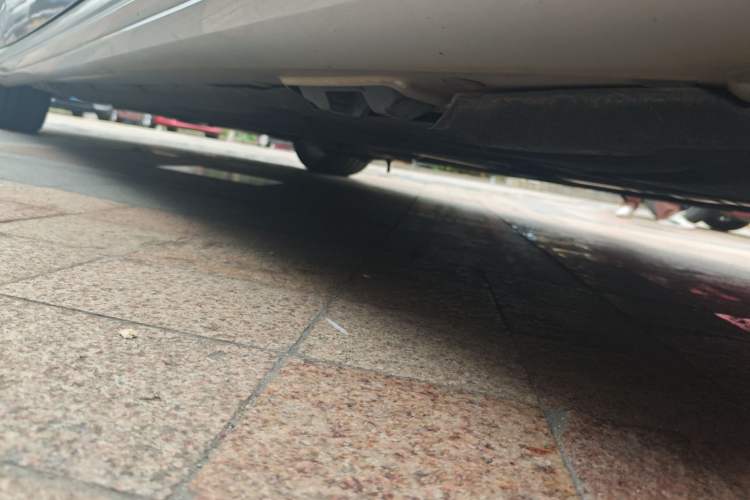 Used Mercedes-Benz E-Class 2014 Restyled E 260 L Sport Edition Chassis Rear Left