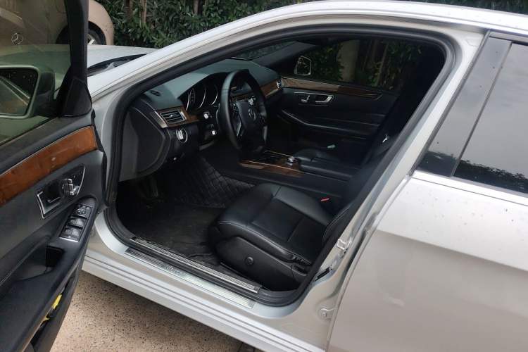 Used Mercedes-Benz E-Class 2014 E 260 L Driver Seat