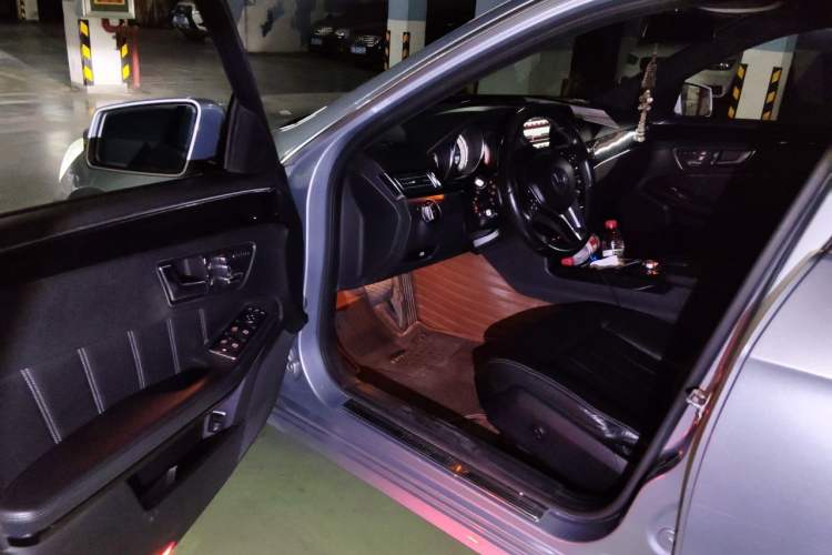 Used Mercedes-Benz E-Class 2014 E 300 L Sport Edition Driver Seat