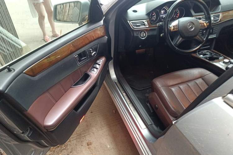 Used Mercedes-Benz E-Class 2014 E 300 L Driver Seat