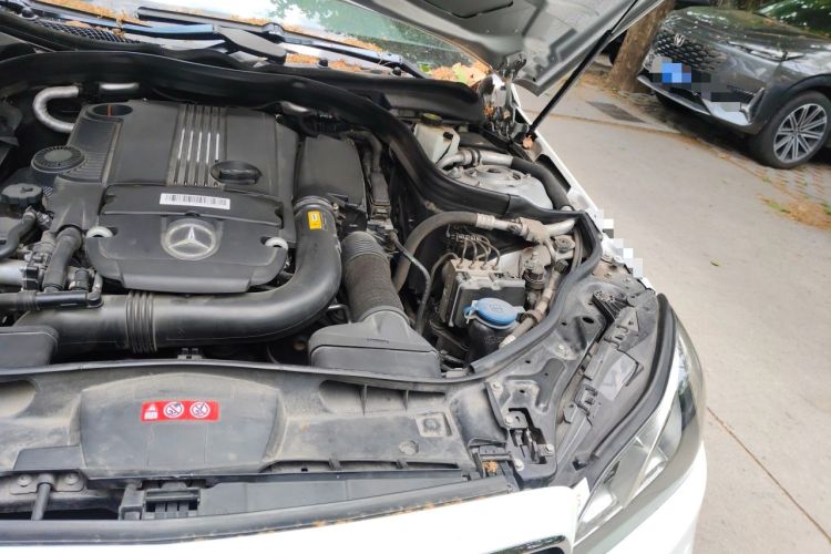 Used Mercedes-Benz E-Class 2014 Restyled E 260 L Sport Edition Engine Bay Left